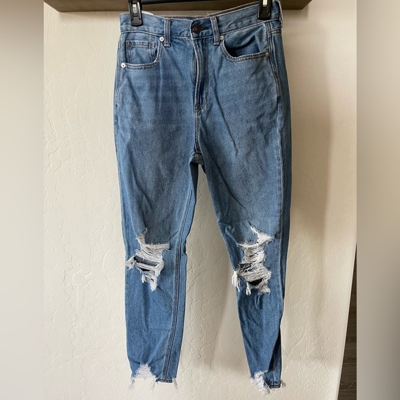 American Eagle| AE Mom Jean, Distressed Style, Size 2••• - Picture 1 of 12